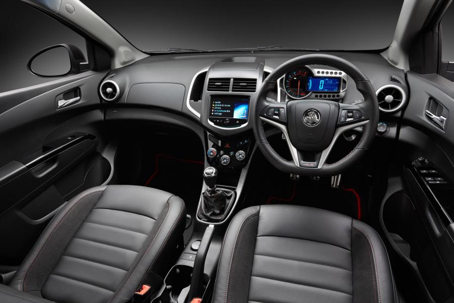  Holden Barina RS 2013 года  (фото 28 из 30)
